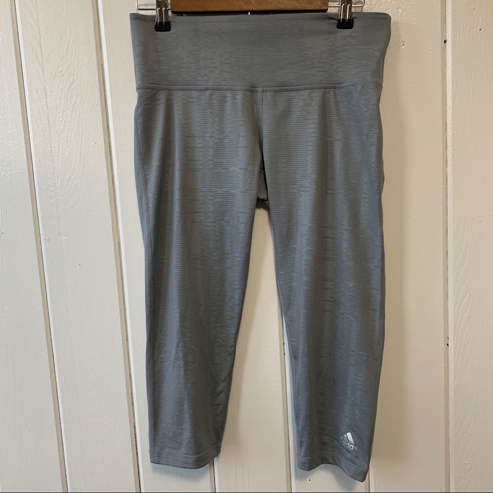Womens Adidas Climalite Capri Leggings Size Medium